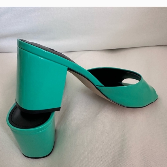 NIB Nine West Ferris Light Green Size 6 Block Heel Sandals! - Picture 3 of 15